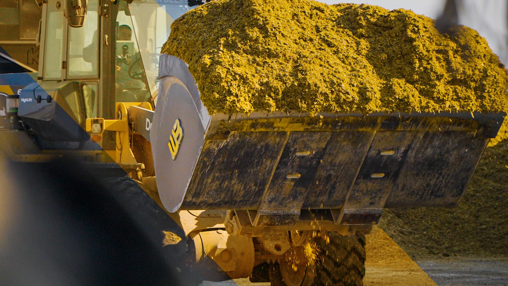 light material bucket